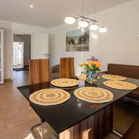 Robbenglueck Holiday home *