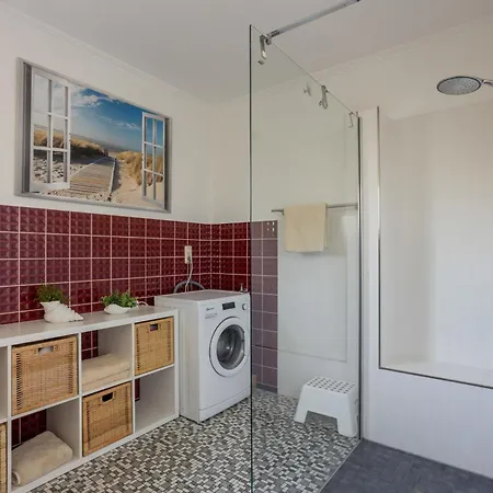 Robbenglueck - Viel Platz Fuer Generationen Und Freunde Holiday home Tossens